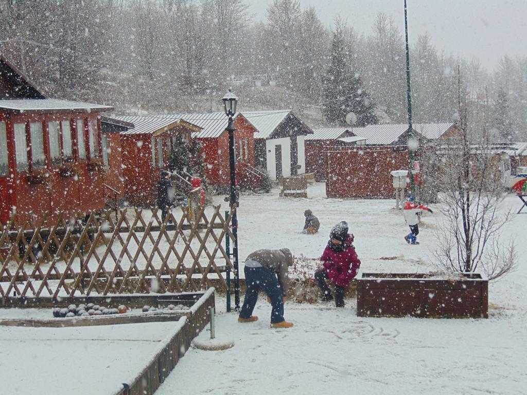 Hôtel Campeggio Branchetto à Bosco Chiesanuova Extérieur photo